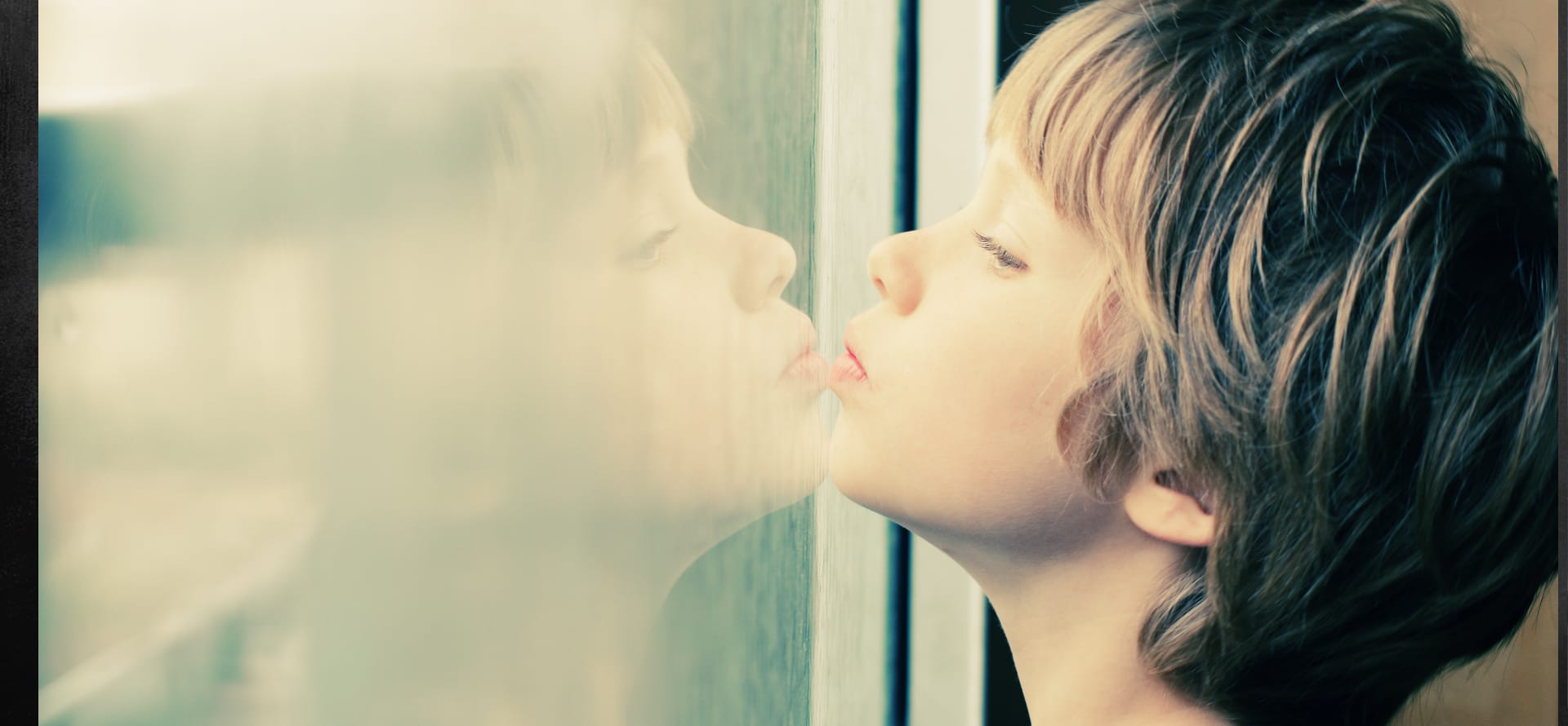 UN SPECTRE DE L'AUTISME?